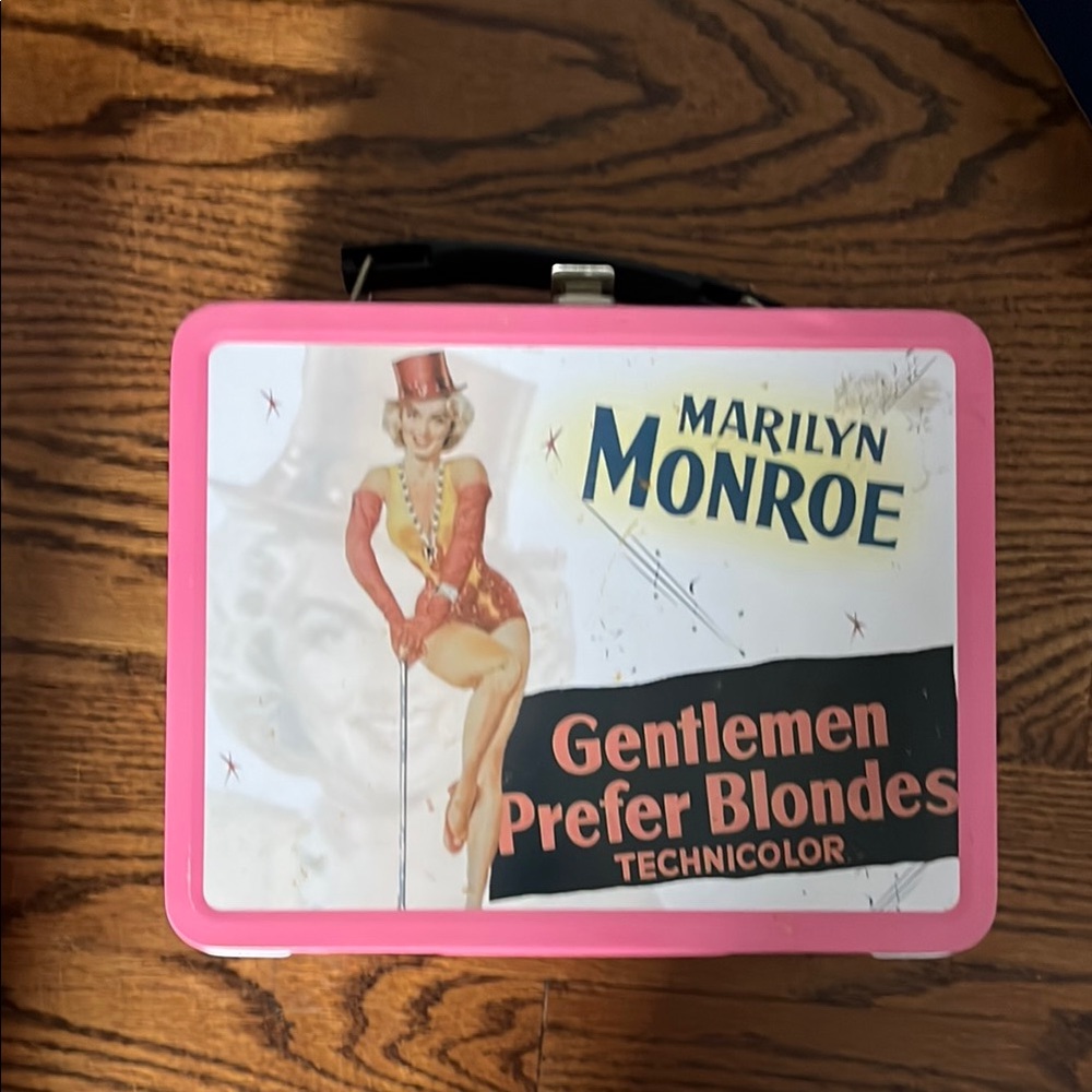 Marilyn Monroe Pink Lunchbox